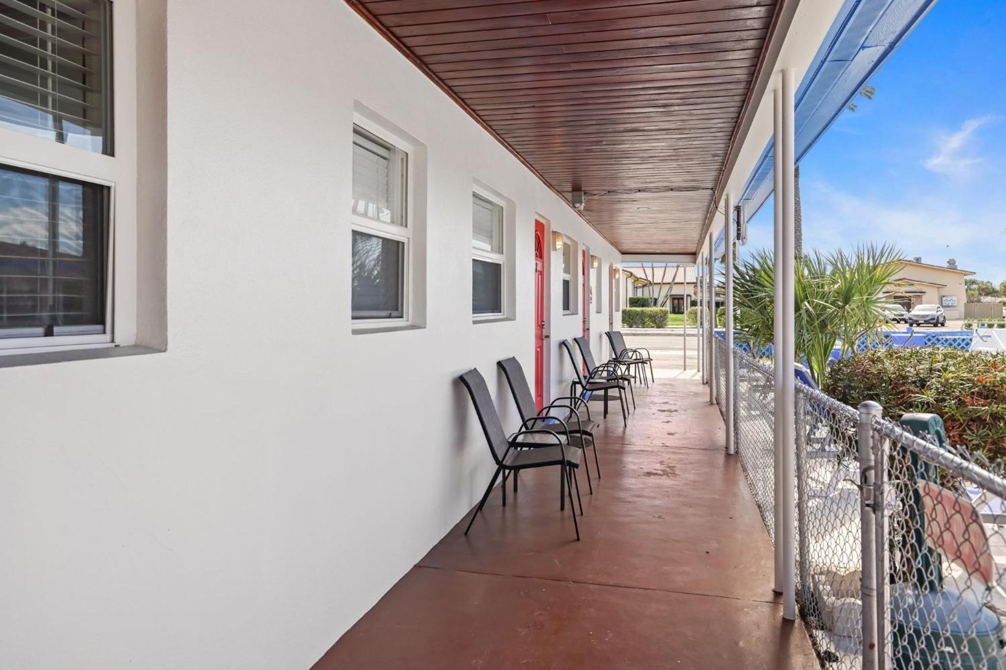 Sun Island Motel St. Pete Beach Ngoại thất bức ảnh